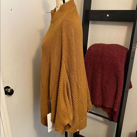 Lululemon Softer Still Wrap Sweater Cape Poncho Modern - Picture 10 of 16